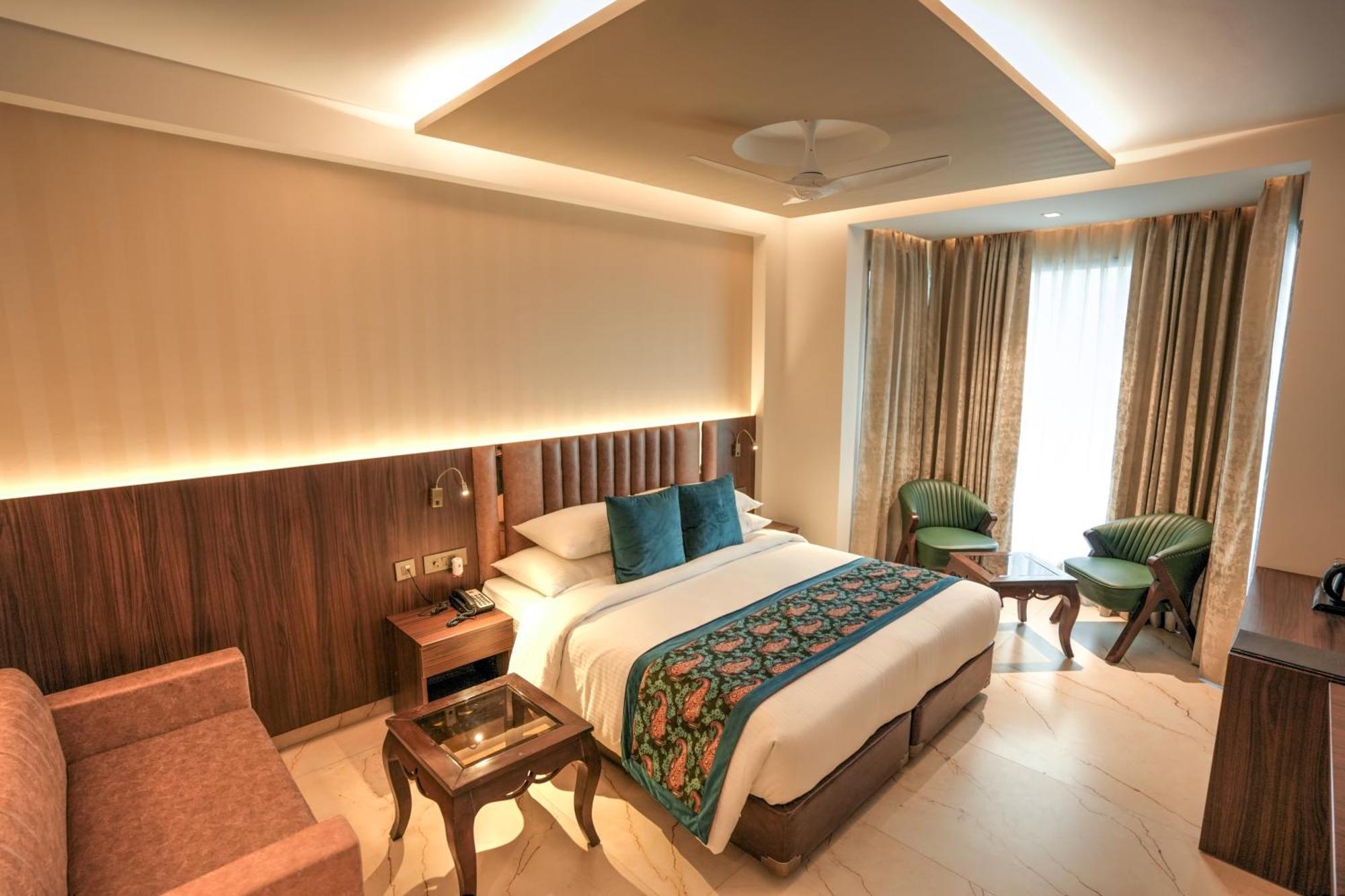 Rj Hotel - Managed By Atithi House Greater Noida Εξωτερικό φωτογραφία