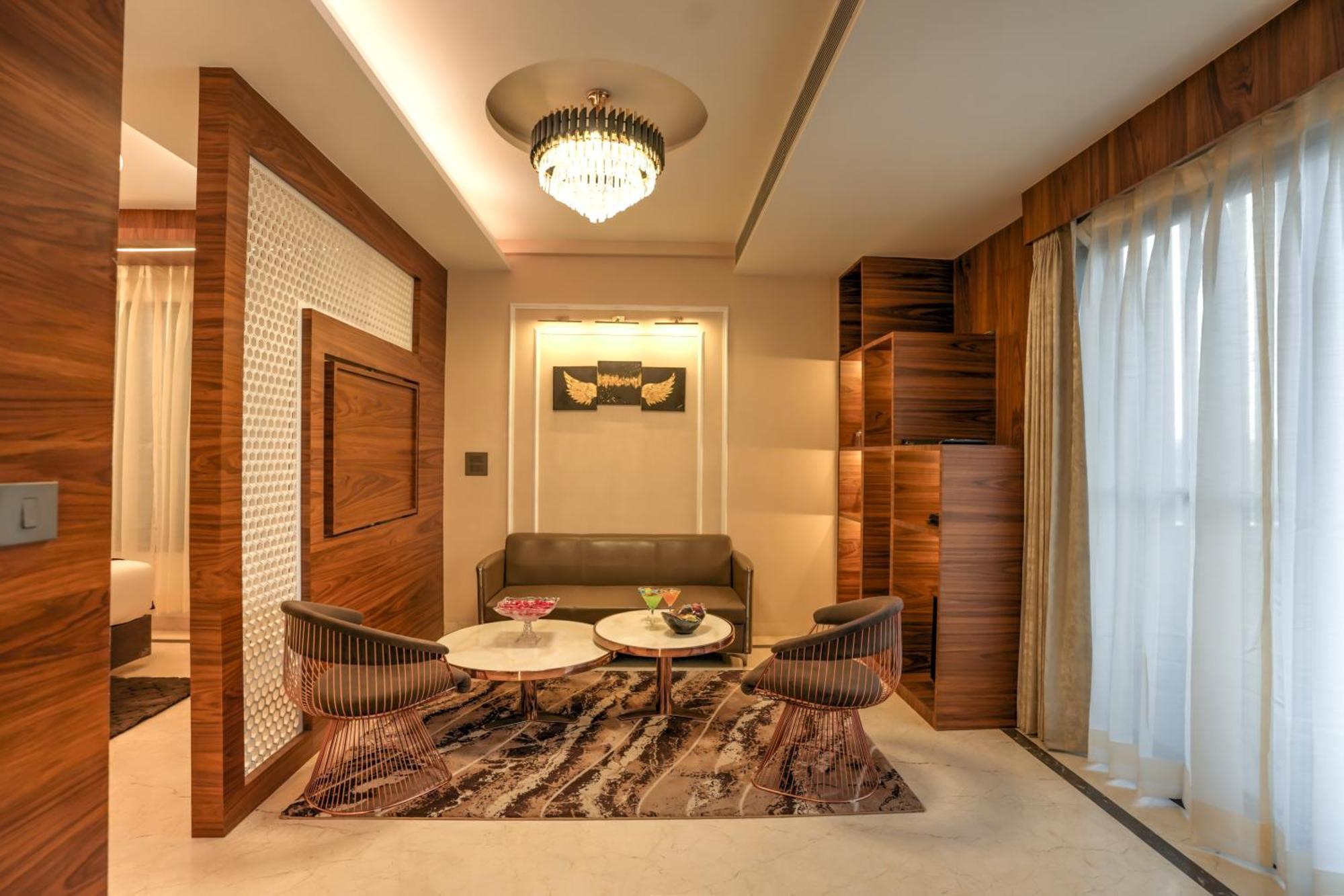 Rj Hotel - Managed By Atithi House Greater Noida Εξωτερικό φωτογραφία