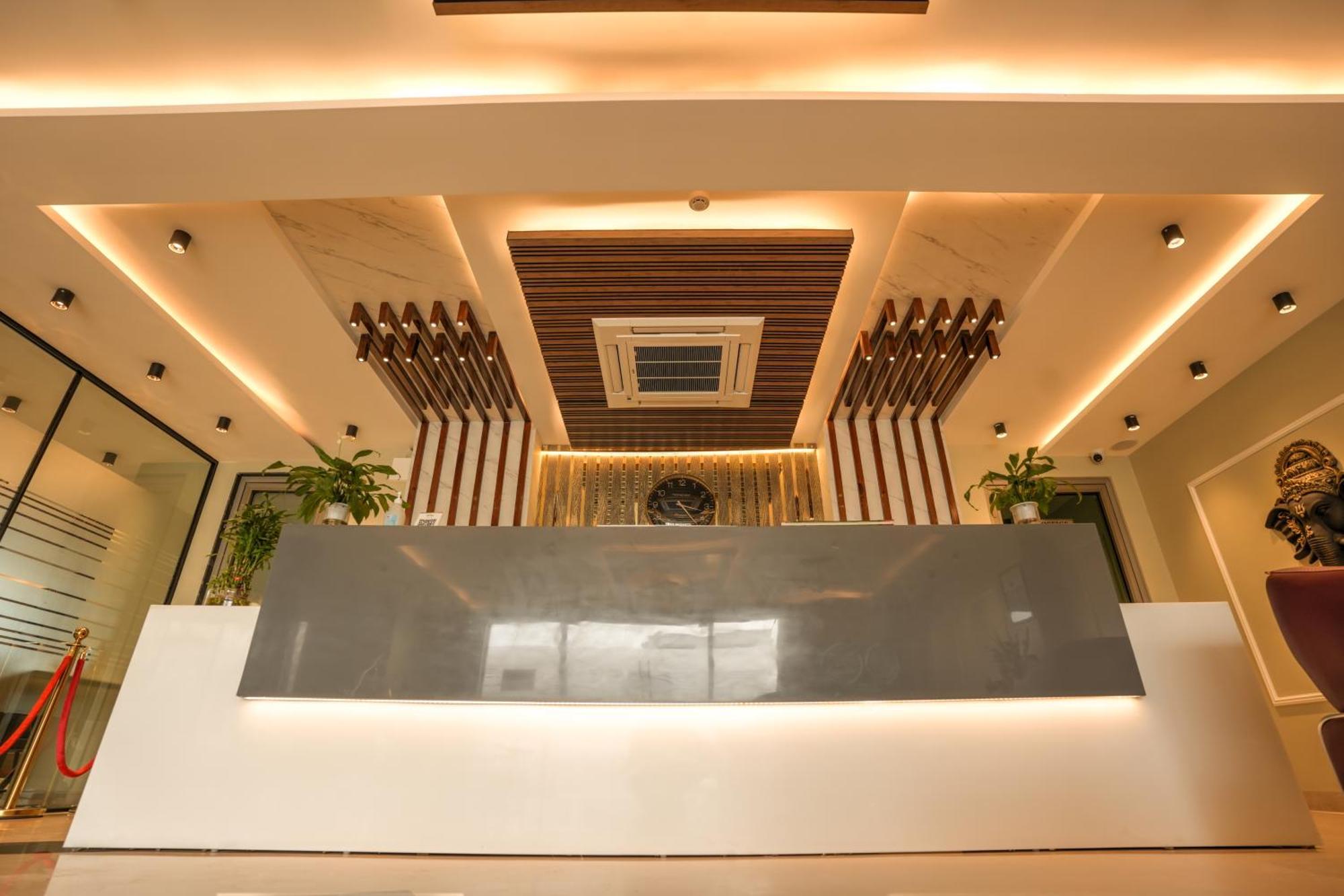 Rj Hotel - Managed By Atithi House Greater Noida Εξωτερικό φωτογραφία